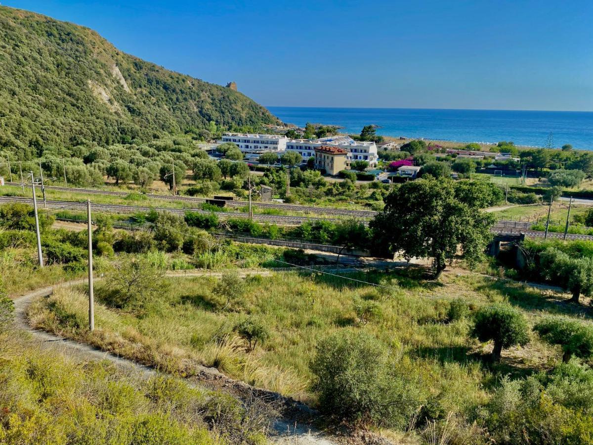 Villa Lo Scoglio Ascea Εξωτερικό φωτογραφία